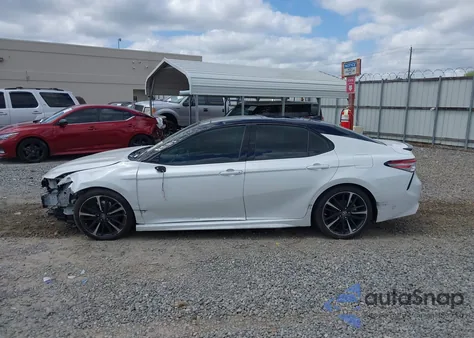 2019 Toyota Camry Xse z USA, uszkodzony, nr VIN 4T1B61HK5KU213312